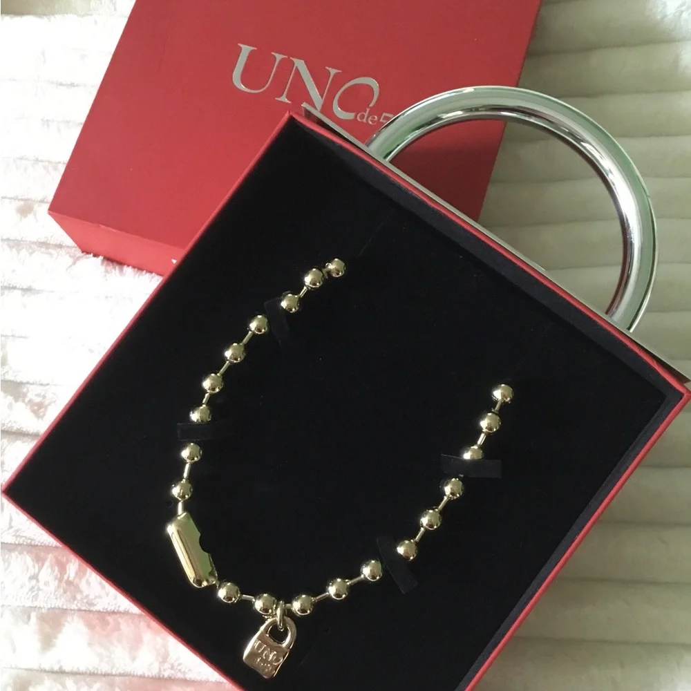 Gold Bead Padlock Necklace Uno de 50- Women fashion Jewelry includes box and COA